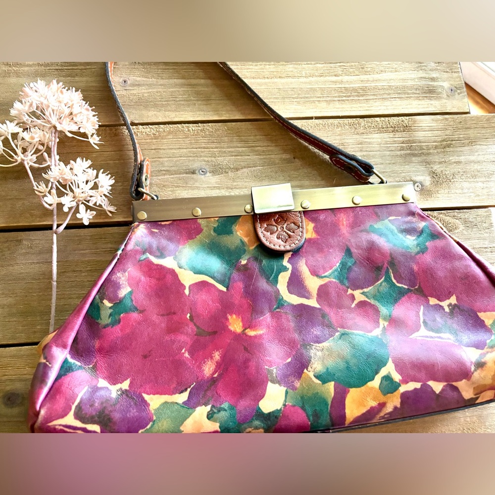Patricia Nash Ferrara Floral Leather Shoulder Bag with metal clasp